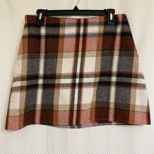 Stylish Plaid Mini Skirt in Brown and Cream